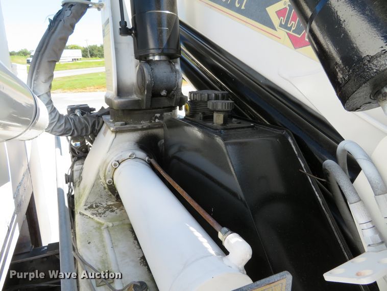 image for item DH1149 2006 GMC C8500  flatbed truck with crane