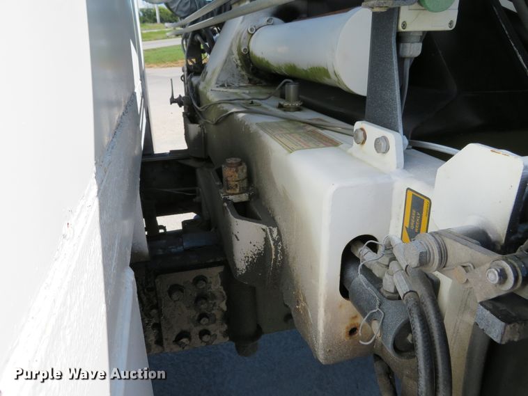 image for item DH1149 2006 GMC C8500  flatbed truck with crane