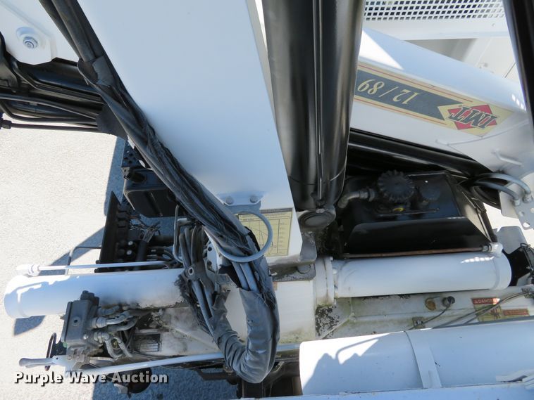 image for item DH1149 2006 GMC C8500  flatbed truck with crane