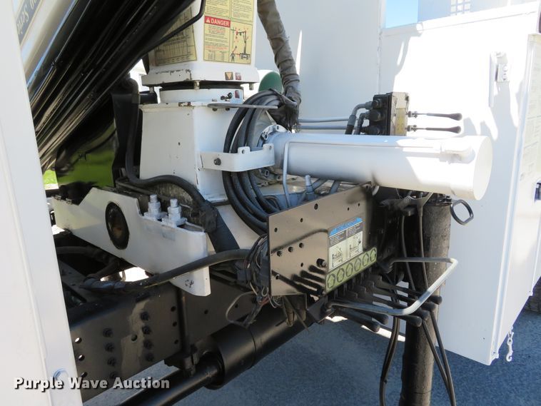 image for item DH1149 2006 GMC C8500  flatbed truck with crane