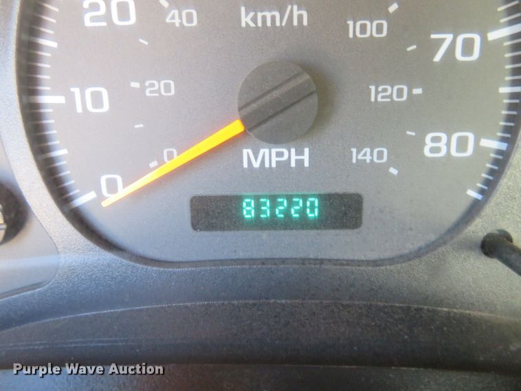 image for item DH1149 2006 GMC C8500  flatbed truck with crane