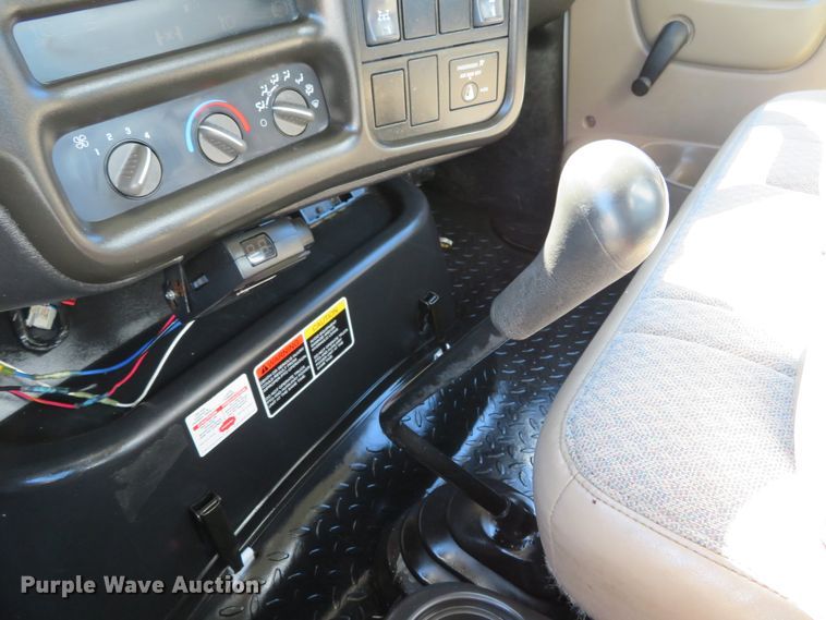 image for item DH1149 2006 GMC C8500  flatbed truck with crane