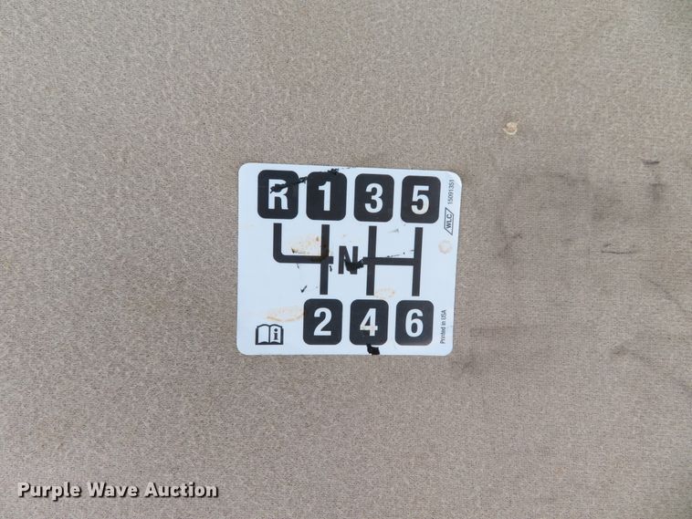 image for item DH1149 2006 GMC C8500  flatbed truck with crane