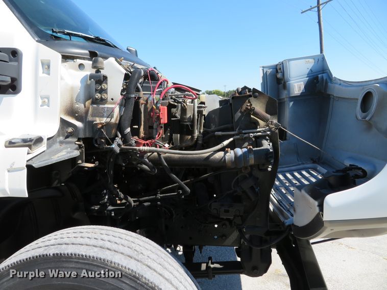 image for item DH1149 2006 GMC C8500  flatbed truck with crane