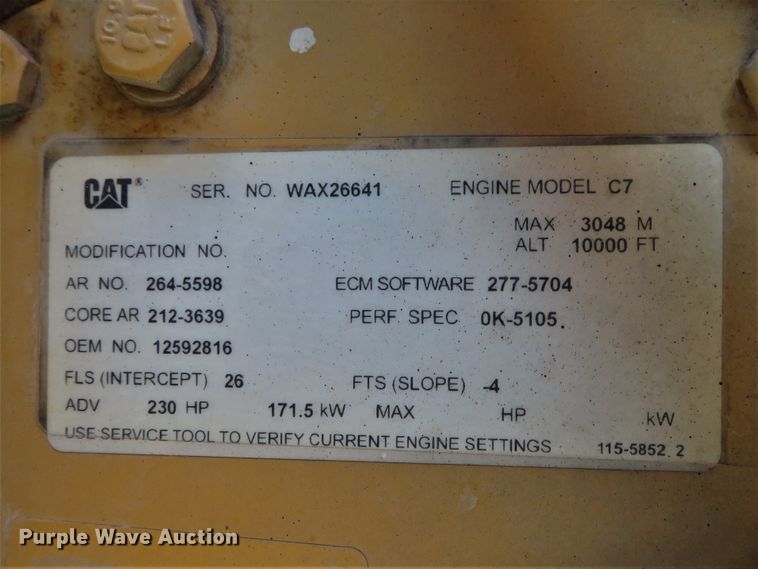 image for item DH1149 2006 GMC C8500  flatbed truck with crane