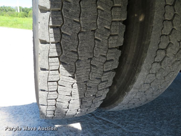 image for item DH1149 2006 GMC C8500  flatbed truck with crane