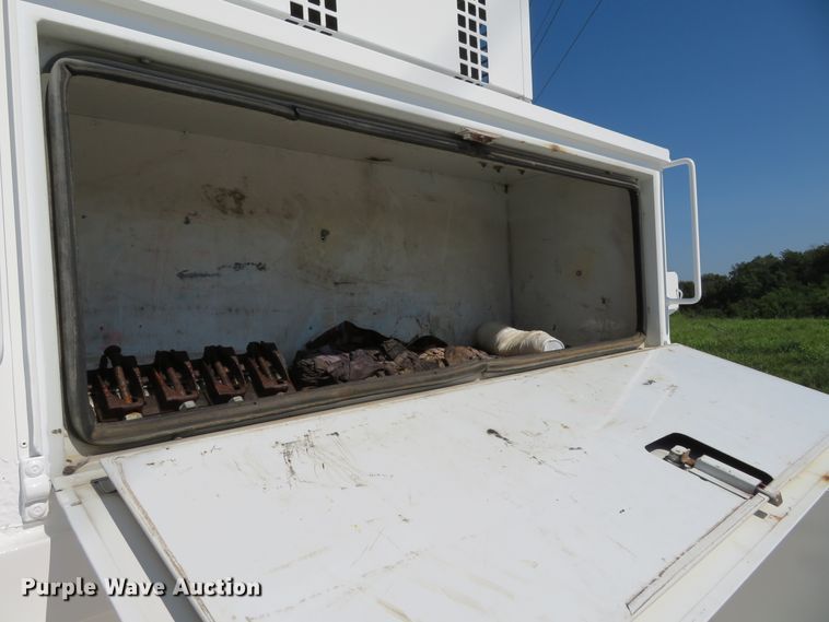 image for item DH1151 2001 Freightliner FL70  service truck