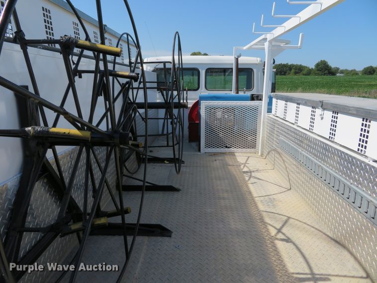 image for item DH1151 2001 Freightliner FL70  service truck