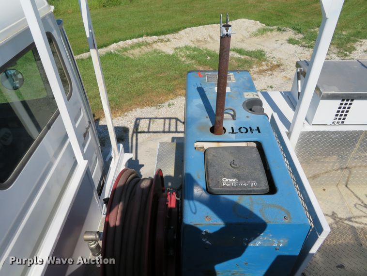 image for item DH1151 2001 Freightliner FL70  service truck