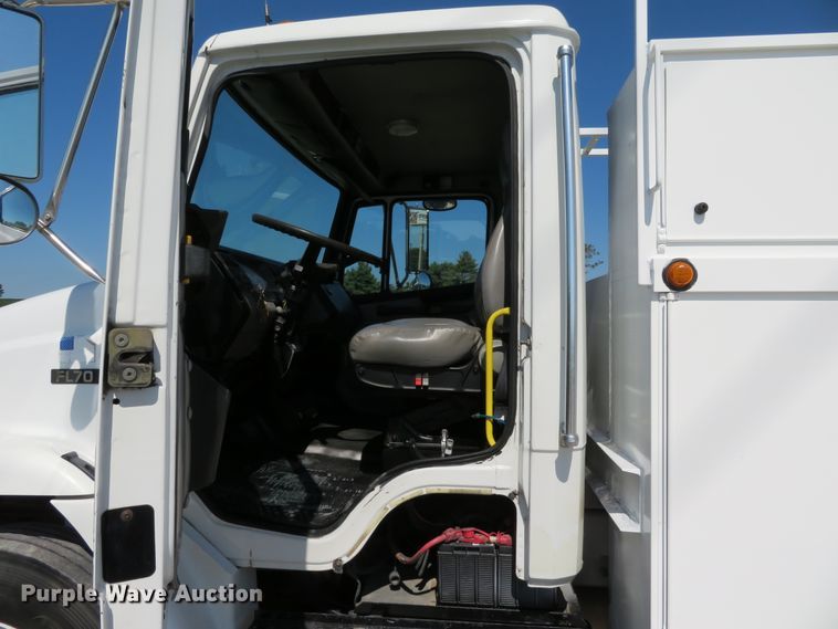 image for item DH1151 2001 Freightliner FL70  service truck