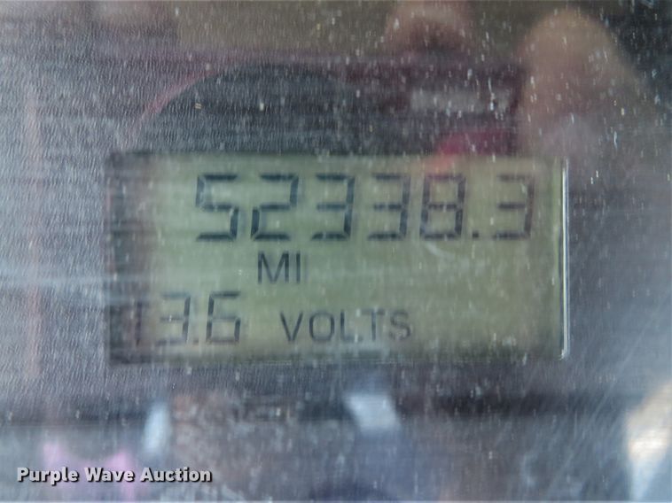 image for item DH1151 2001 Freightliner FL70  service truck