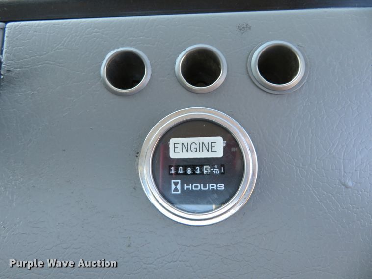 image for item DH1151 2001 Freightliner FL70  service truck