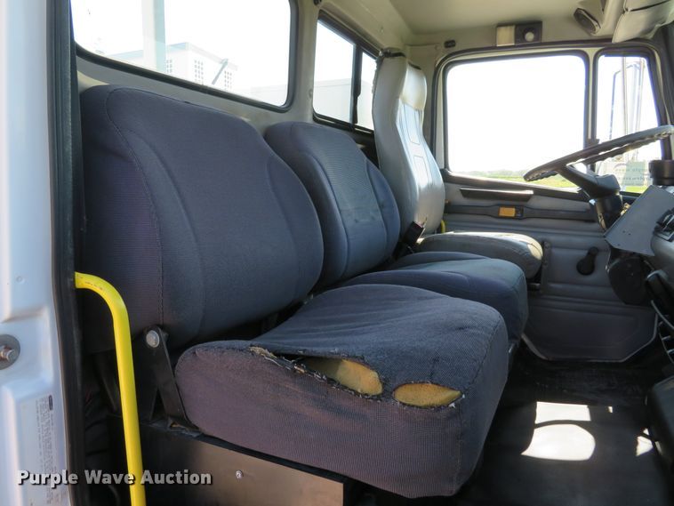 image for item DH1151 2001 Freightliner FL70  service truck