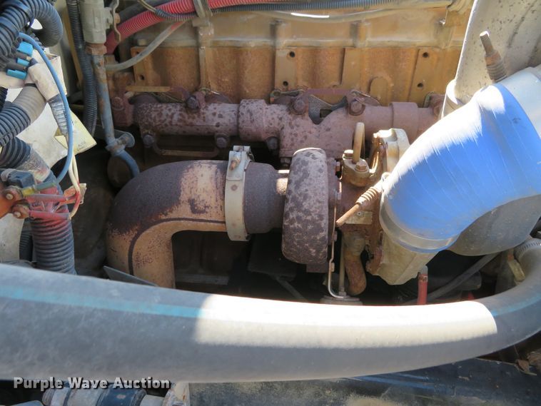 image for item DH1151 2001 Freightliner FL70  service truck