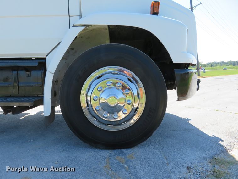 image for item DH1151 2001 Freightliner FL70  service truck