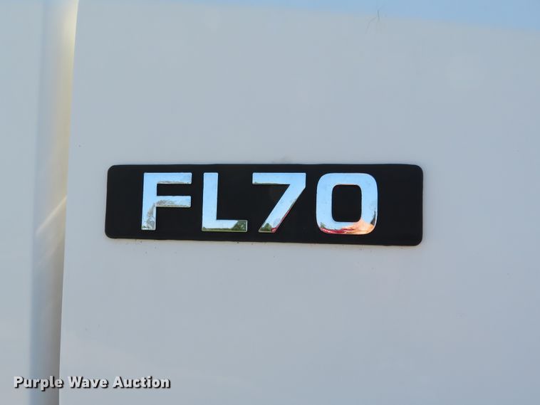 image for item DH1151 2001 Freightliner FL70  service truck