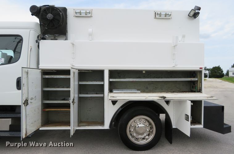 image for item DH1168 2010 Freightliner Business Class M2  utility truck