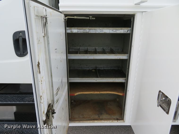 image for item DH1168 2010 Freightliner Business Class M2  utility truck