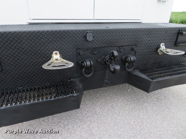 image for item DH1168 2010 Freightliner Business Class M2  utility truck