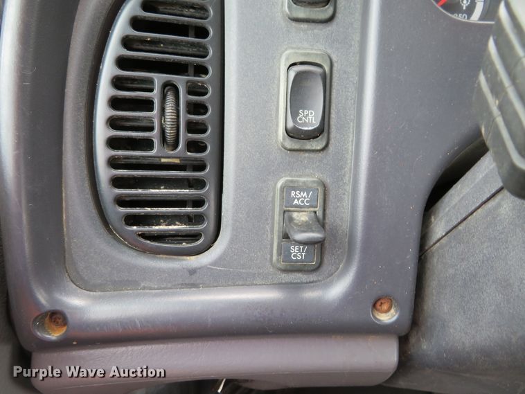 image for item DH1168 2010 Freightliner Business Class M2  utility truck