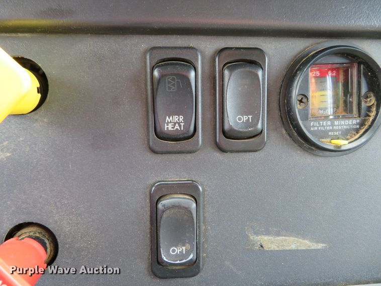 image for item DH1168 2010 Freightliner Business Class M2  utility truck