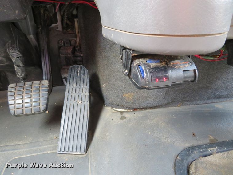 image for item DH1168 2010 Freightliner Business Class M2  utility truck