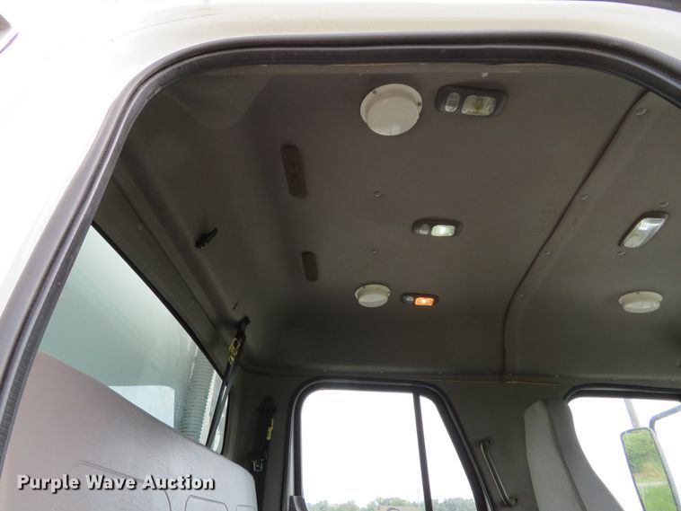 image for item DH1168 2010 Freightliner Business Class M2  utility truck