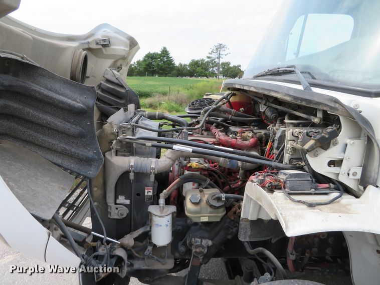 image for item DH1168 2010 Freightliner Business Class M2  utility truck