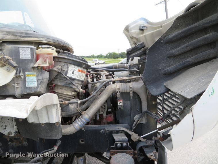 image for item DH1168 2010 Freightliner Business Class M2  utility truck