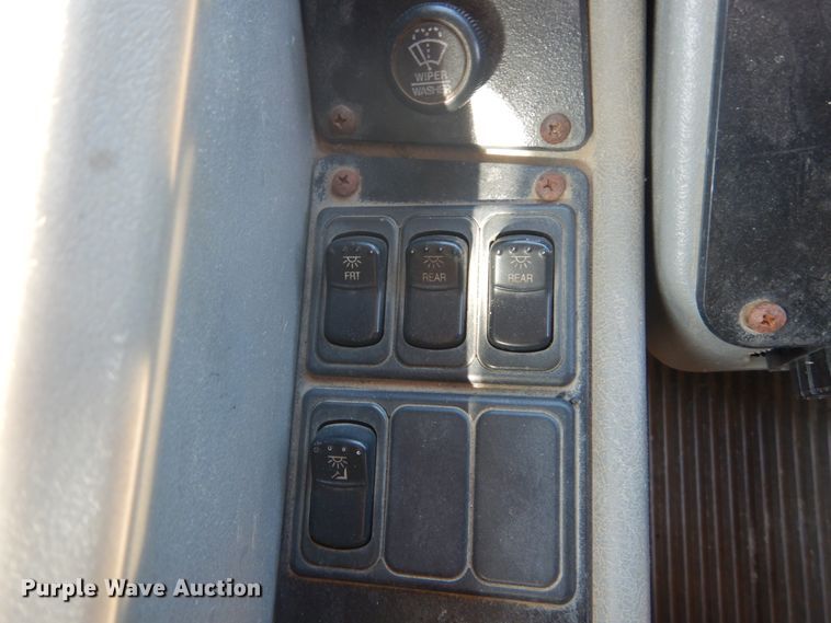 image for item DH5162 2007 Blue Bird All American FE  school bus