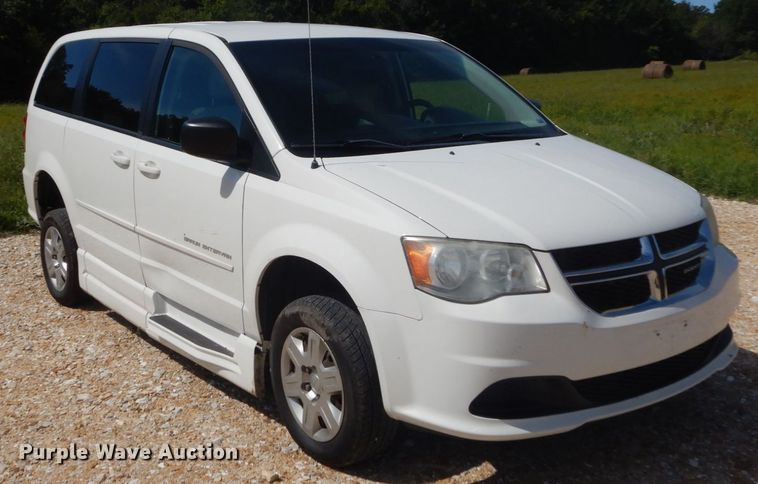 image for item DH5164 2011 Dodge Grand Caravan  handicap accessible van