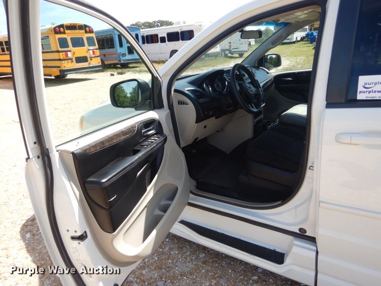 image for item DH5164 2011 Dodge Grand Caravan  handicap accessible van
