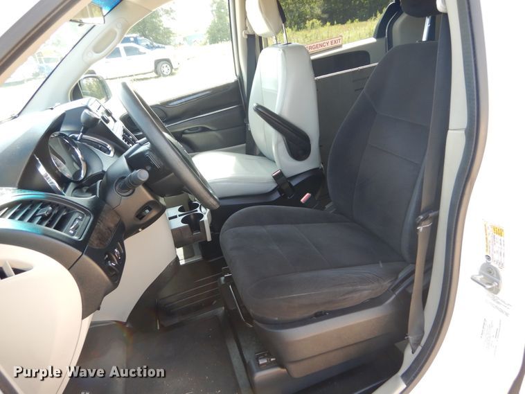 image for item DH5164 2011 Dodge Grand Caravan  handicap accessible van