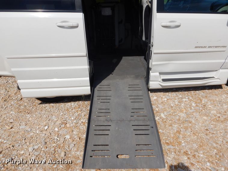 image for item DH5164 2011 Dodge Grand Caravan  handicap accessible van