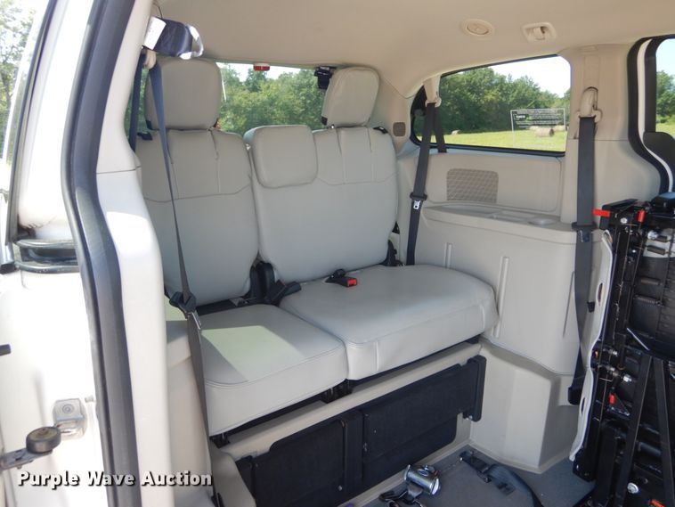 image for item DH5164 2011 Dodge Grand Caravan  handicap accessible van