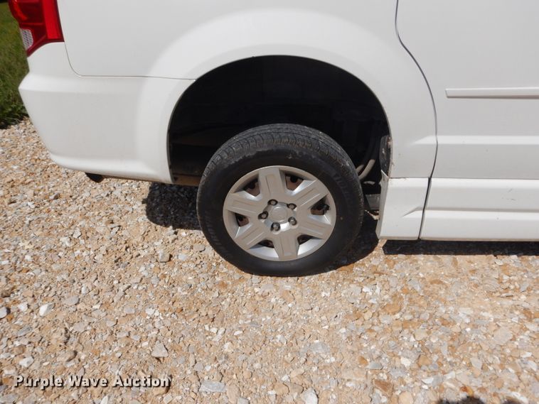 image for item DH5164 2011 Dodge Grand Caravan  handicap accessible van