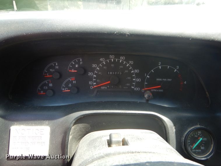 image for item DH5166 2000 Ford F750 Super Duty XL  flatbed truck