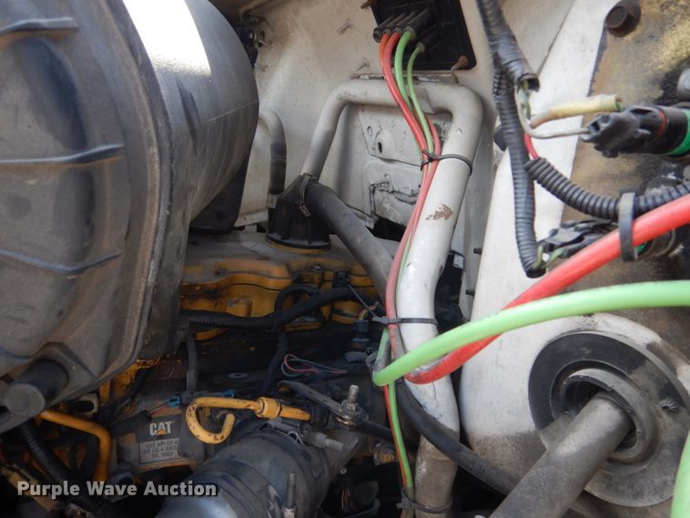 image for item DH5166 2000 Ford F750 Super Duty XL  flatbed truck