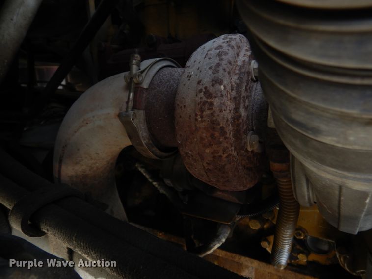 image for item DH5166 2000 Ford F750 Super Duty XL  flatbed truck