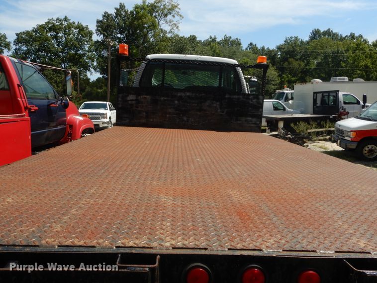 image for item DH5166 2000 Ford F750 Super Duty XL  flatbed truck