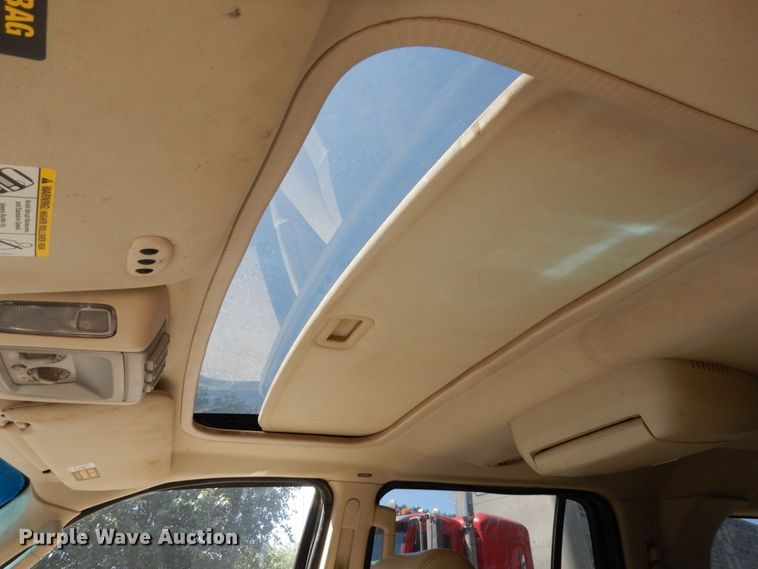 image for item DH6592 2003 Lincoln Navigator  SUV