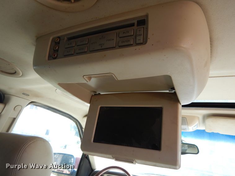 image for item DH6592 2003 Lincoln Navigator  SUV