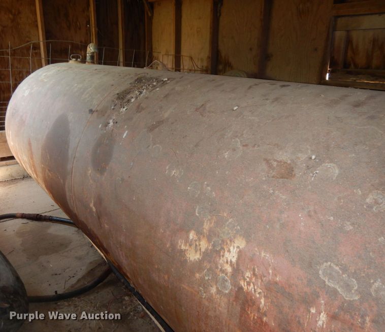 image for item DH6594 Fuel tank