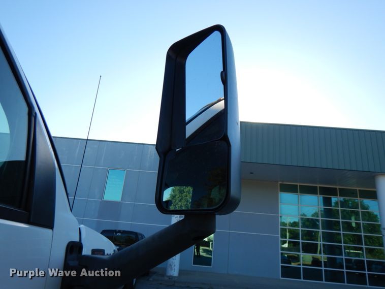 image for item DH6608 2004 GMC C7500  dump truck