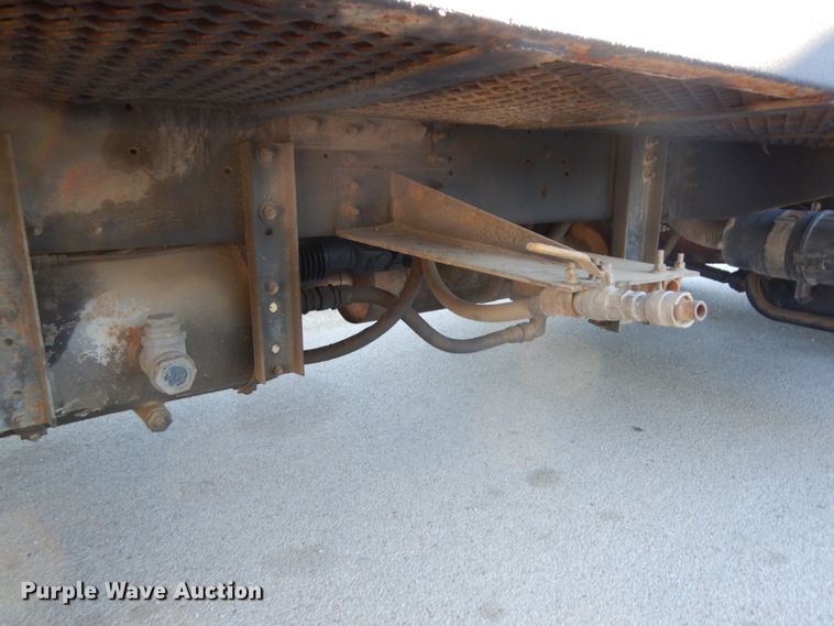 image for item DH6608 2004 GMC C7500  dump truck