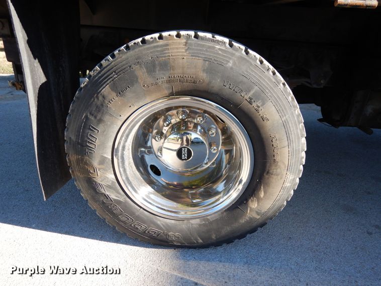 image for item DH6608 2004 GMC C7500  dump truck