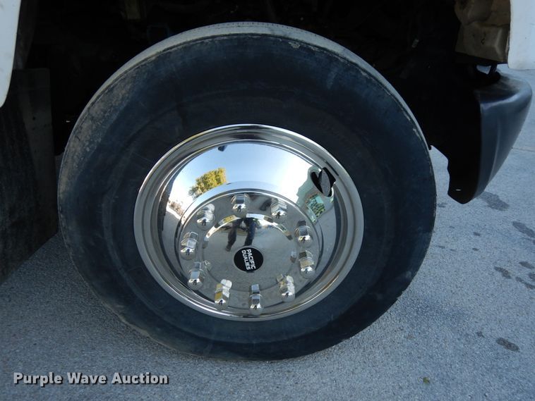 image for item DH6608 2004 GMC C7500  dump truck