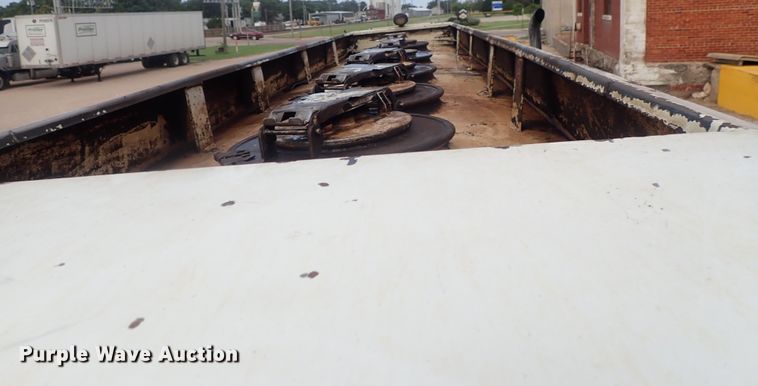 image for item DI4648 1992 International 4900  fuel truck