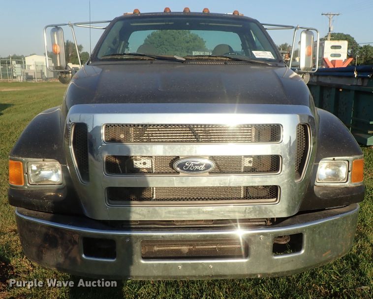 image for item DI4681 2007 Ford F650 Super Duty  rollback truck