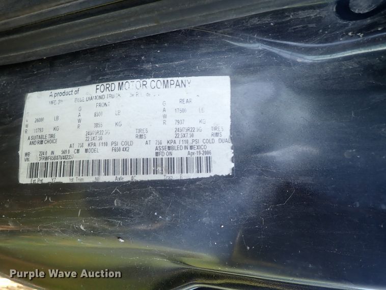 image for item DI4681 2007 Ford F650 Super Duty  rollback truck